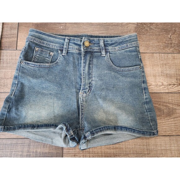 Romwe Star with Rhinestones Graphic Pockets Denim Shorts Womens 4 SMALL - Picture 2 of 10